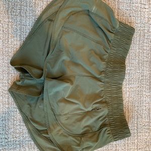 Fatigue Hotty Hot Short 2.5 inch